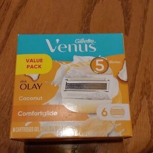 VENUS Comfortglide Coconut Razor Blades - Orange and White